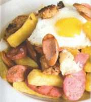 /album/platos-que-se-ofrecen/salchipapa-jpg/