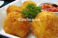 /album/platos-que-se-ofrecen/bolitas-de-papa-jpg/